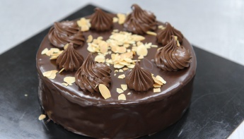 Карат Декоркрем Натти: Вкусная шоколадная глазурь для начинки и покрытия десертов!